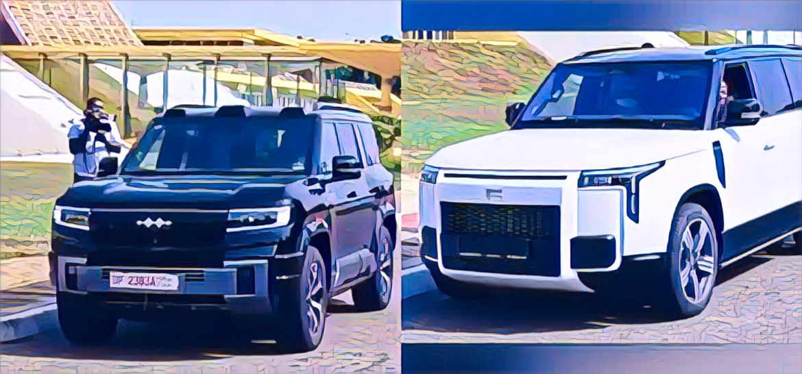 President Mahama donates vehicles to the state’s pool for transparency.